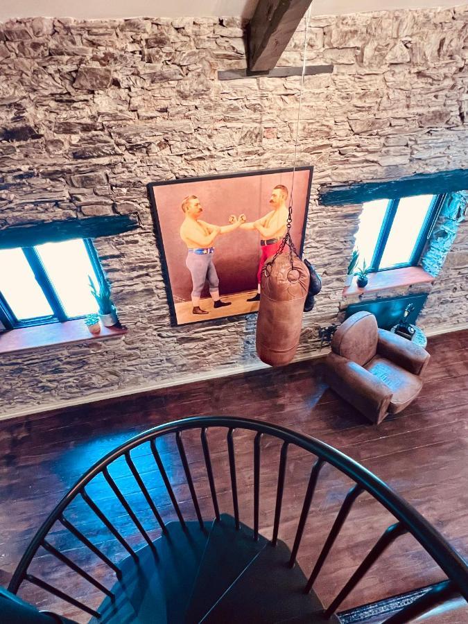 דגלאס Loft 11 Stunning Luxury Nyc Loft Style Interior Designed 2Bd Apartment Excellent City Centre Location Mezzanine Cinema Room Designer Furniture Amazing Space מראה חיצוני תמונה