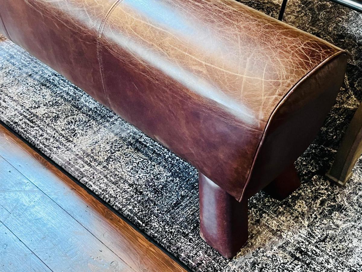 דגלאס Loft 11 Stunning Luxury Nyc Loft Style Interior Designed 2Bd Apartment Excellent City Centre Location Mezzanine Cinema Room Designer Furniture Amazing Space מראה חיצוני תמונה